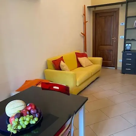The Florentine House, Spontini 60